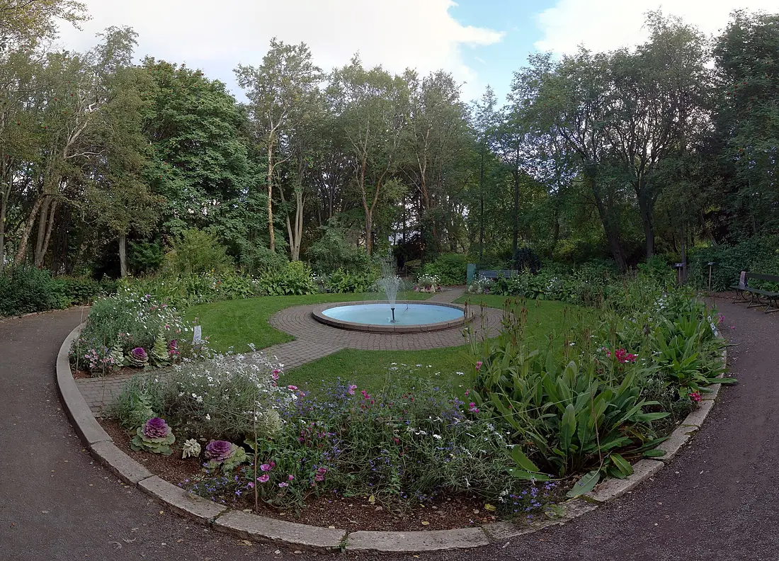 Akureyri Botanical Garden Fountain 01