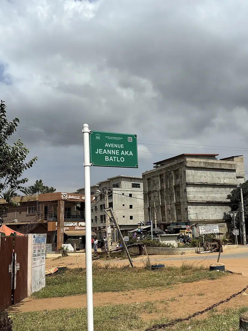Avenue Jeanne Aka Batlo (Bingerville)