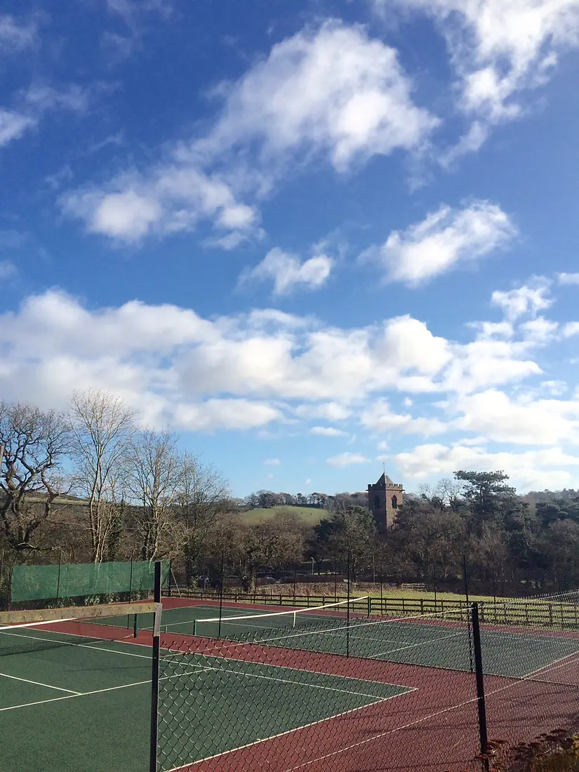 Oaks and District Tennis Club