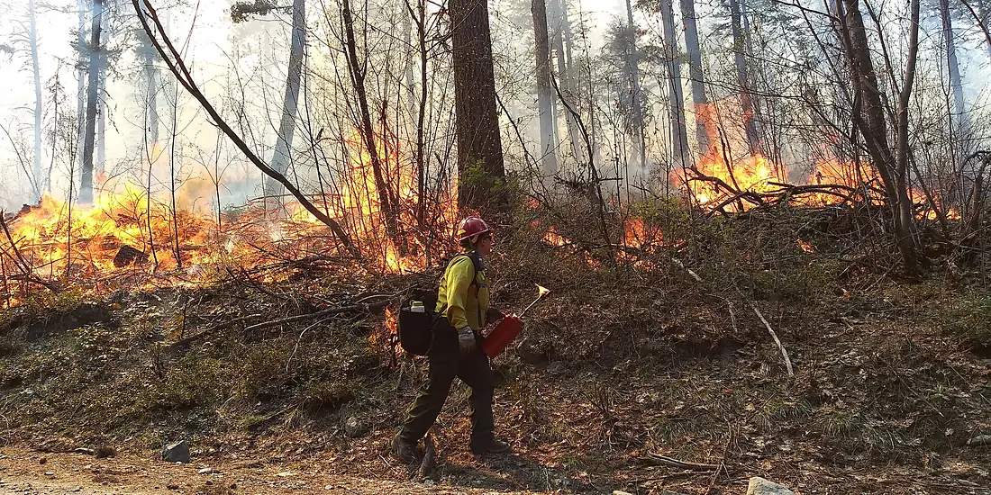Firefighters from the Republic Ranger District of the Colville National Forest during a 75-acre prescribed fire on Vulcan Mountain, May 2019