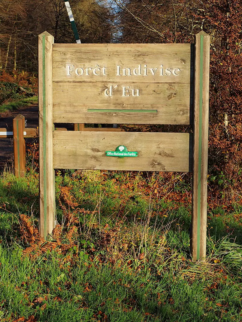 Campneuseville-FR-76-panneau forestier ONF-1