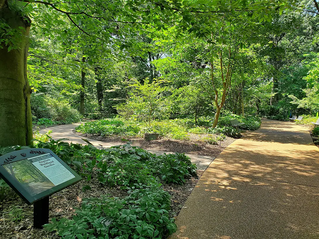 Children's water play area, Missouri Botanical Garden