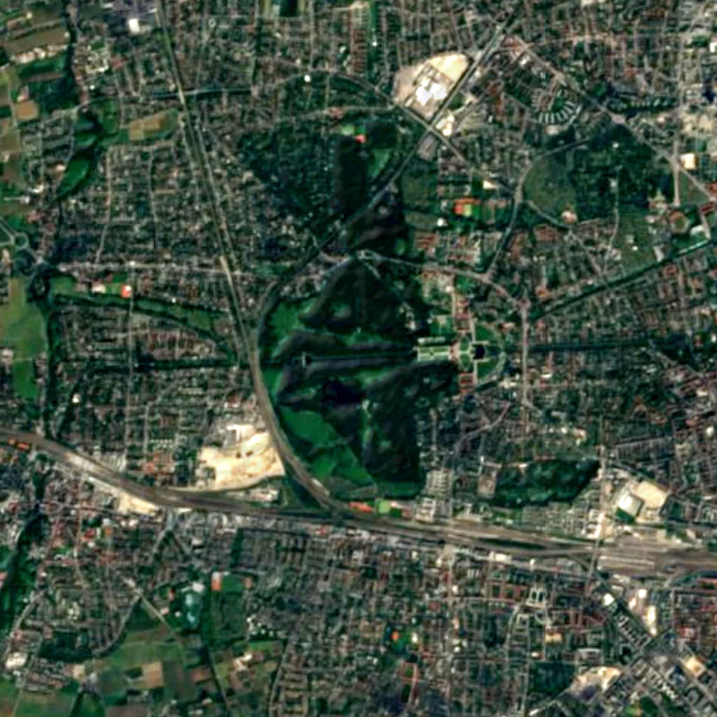 Schlosspark Nymphenburg seen from above (Sentinel-2)