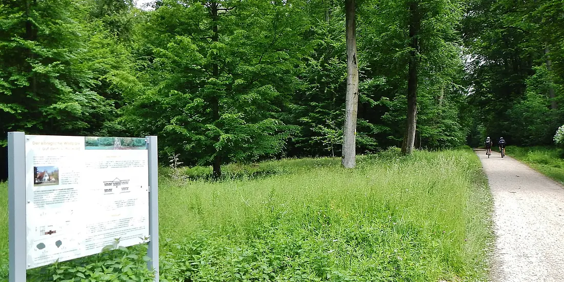 Historisches Wildgehege im Schurwald von Herzog Eberhard - panoramio (1)